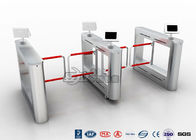 Agiti il cancello girevole con i vicoli sicuri della sedia a rotelle di registrazione 600mm Passager/900mm dell'ospite