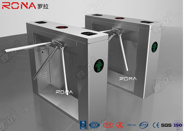 comprare Sistema rotatorio 30 Pearsons/min di Access del treppiede del portone pedonale del cancello girevole della folla online manufacture